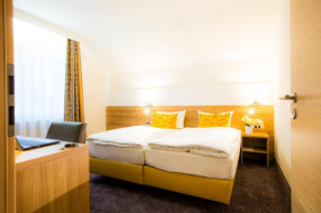  Hotel Am Wartturm  Шпайер